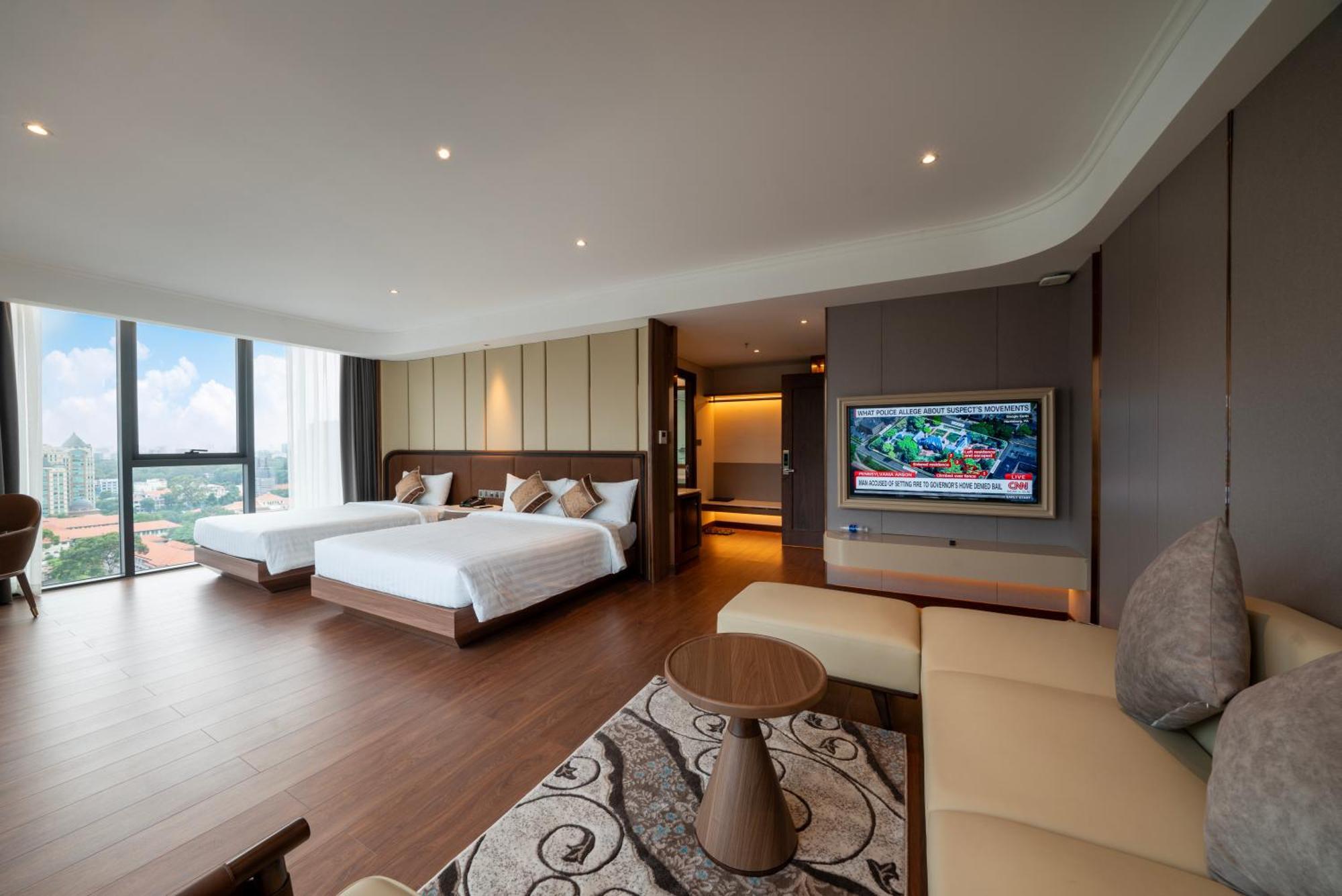 Отель Northern Charm 4*